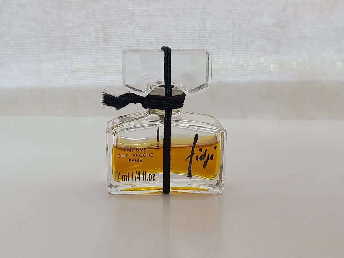 기라로쉬 피지 PARFUM 향수 미니어처